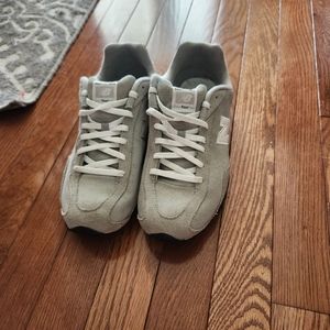New Balance Sneakers